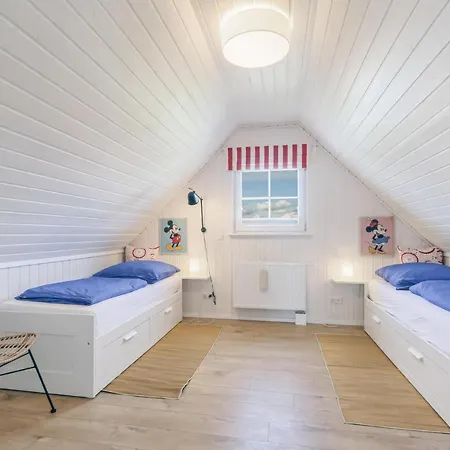 2 Bedroom Gorgeous In